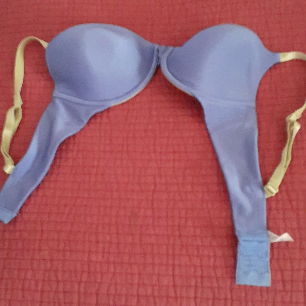 Underwire bra - Picture 1 of 3
